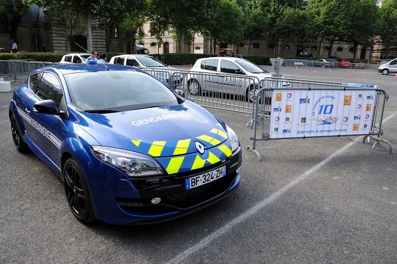 GGE - Actions prévention - Voiture gendarmerie